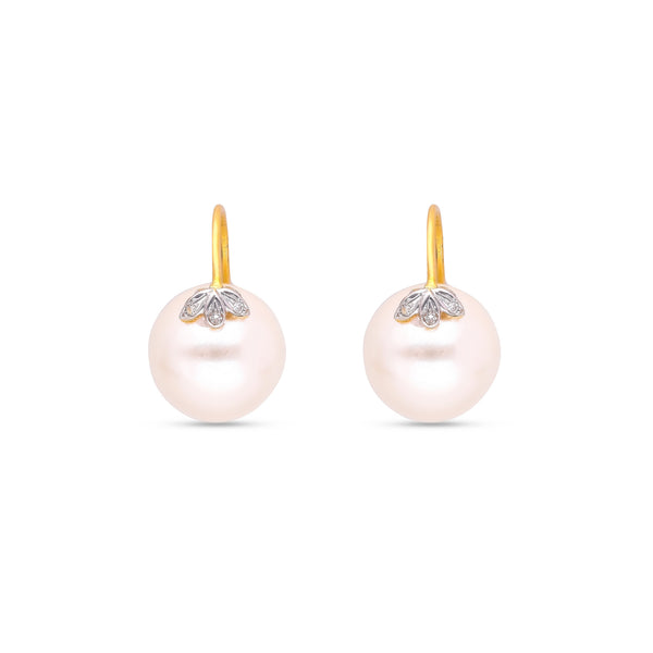 Classic 3-Petal diamond and pearl earrings